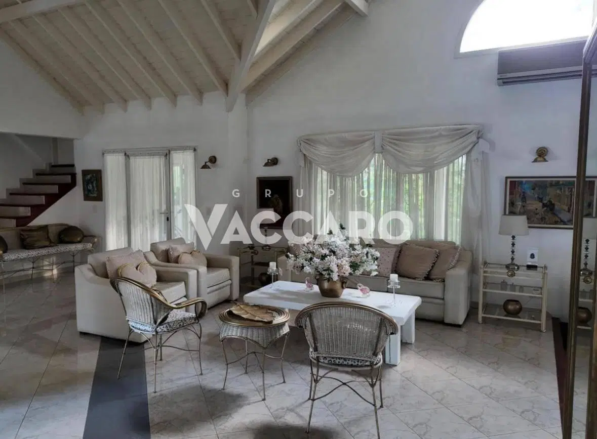 Venta y Alquiler de Casa 6 Ambientes en San Diego, Moreno 4