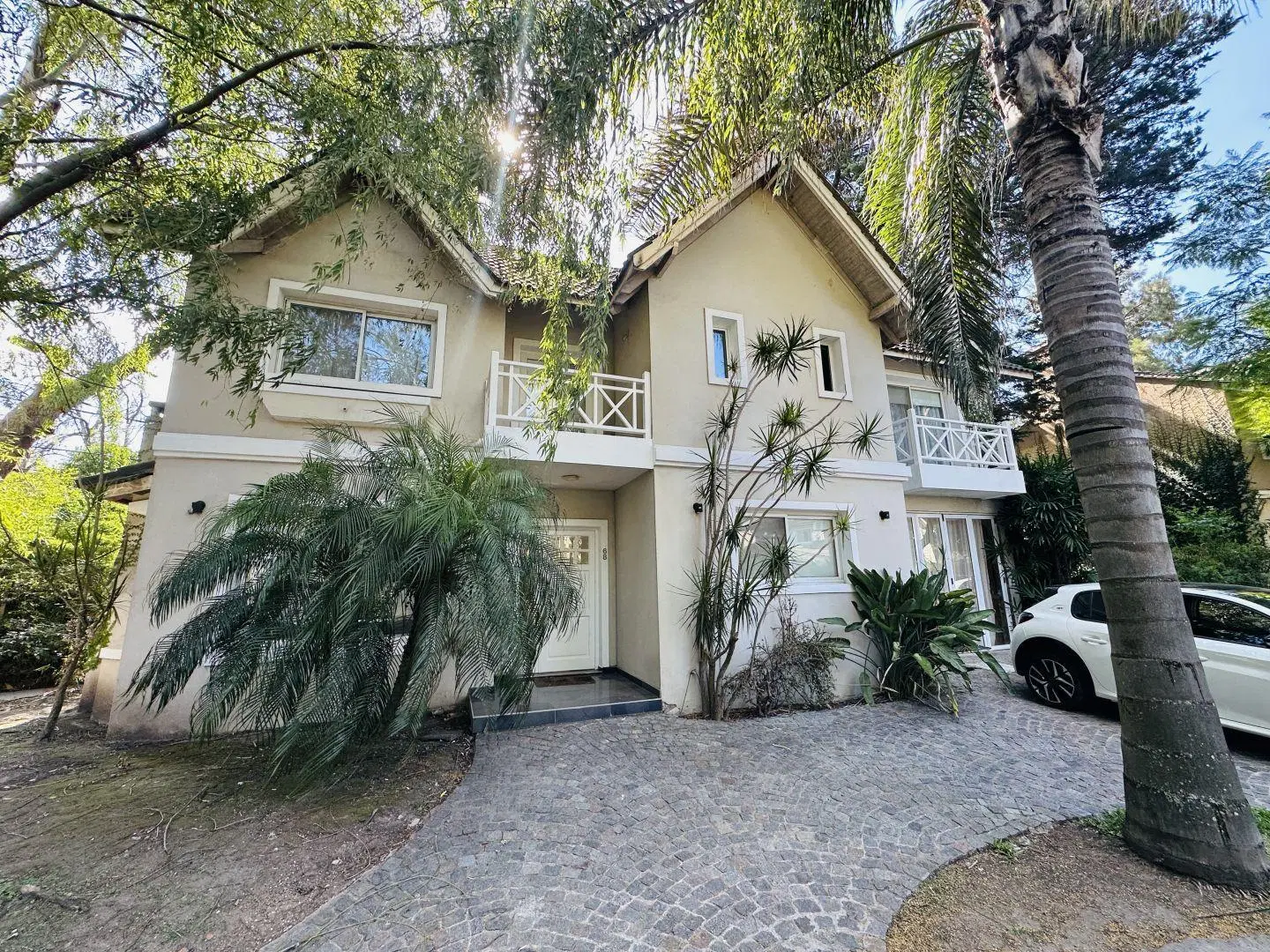 Alquiler de Casa de 4 ambientes en Ituzaingó 3