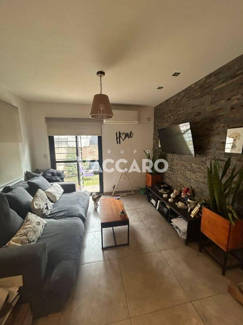 Foto de Alquiler de Dúplex 3 Ambientes en Villa Udaondo, Ituzaingó, imagen 3
