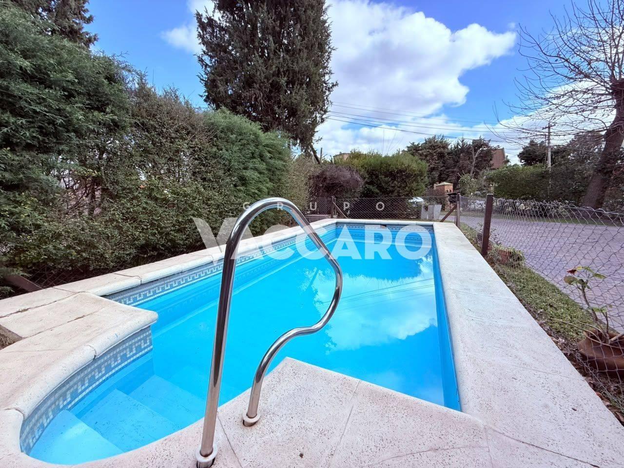 Foto de VENTA CASA 4 AMBIENTES COUNTRY BANCO PROVINCIA, imagen 1