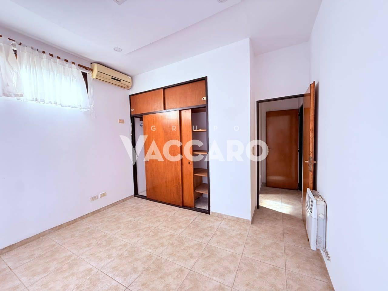 Foto de VENTA CASA 4 AMBIENTES COUNTRY BANCO PROVINCIA, imagen 4
