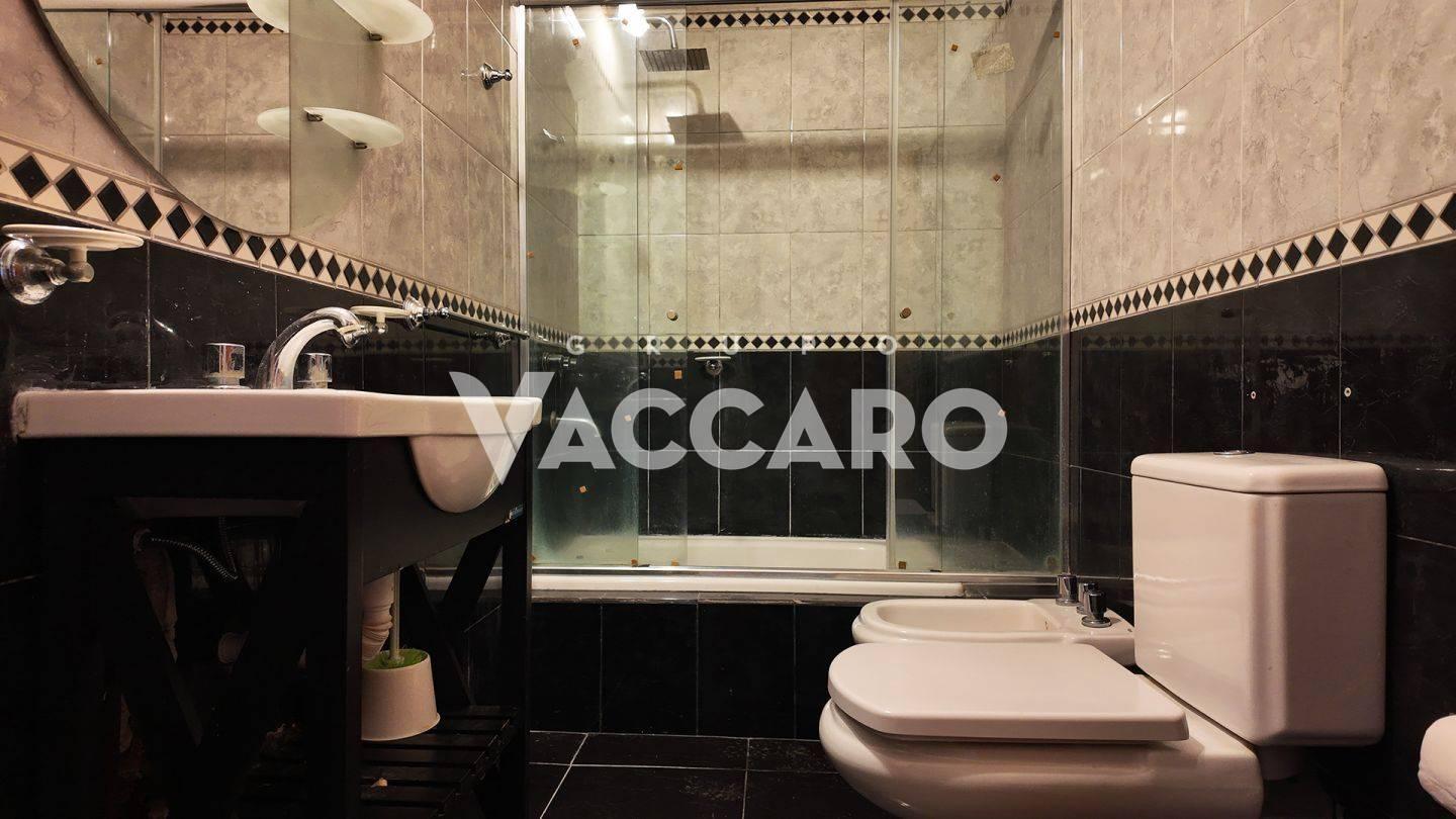 Foto de CASA EN VENTA 5 AMBIENTES ITUZAINGO piscina garage ubicación, imagen 4
