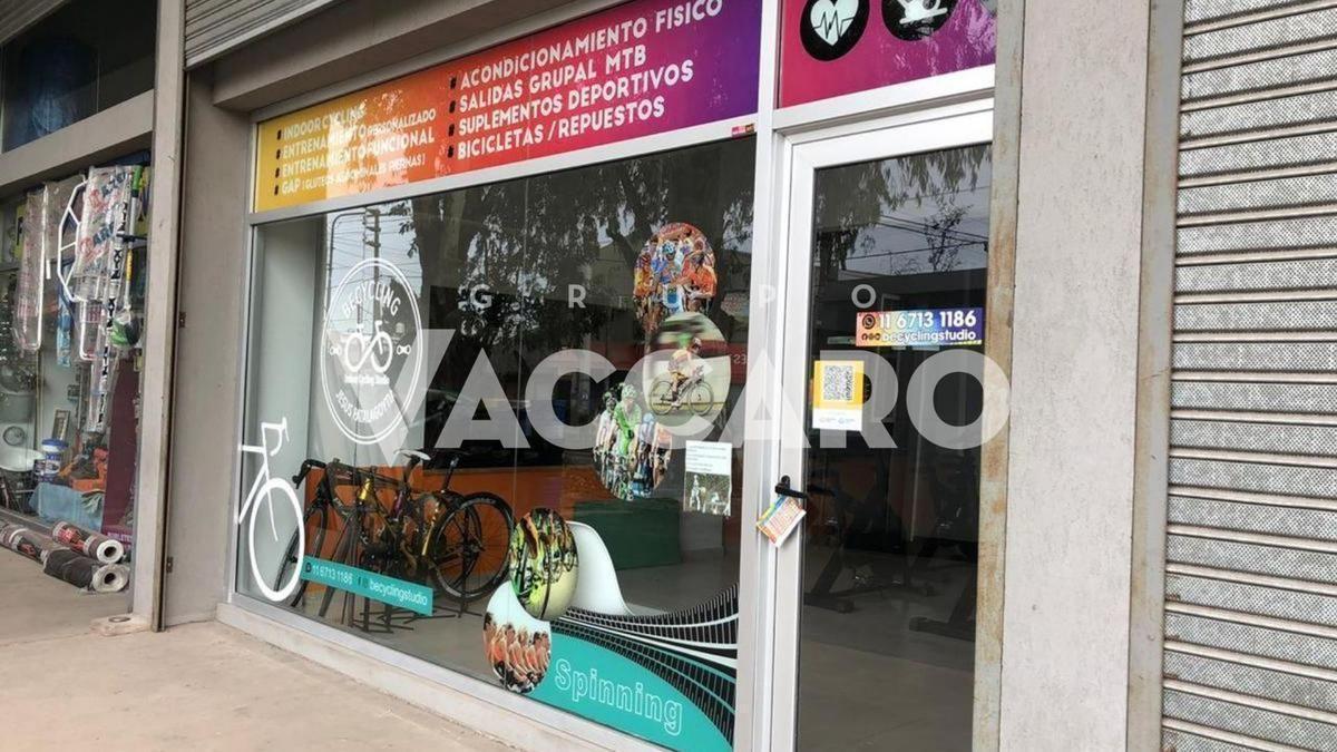 Foto de ALQUILER de LOCAL EN MARIA EUGENIA BUREAU, imagen 2