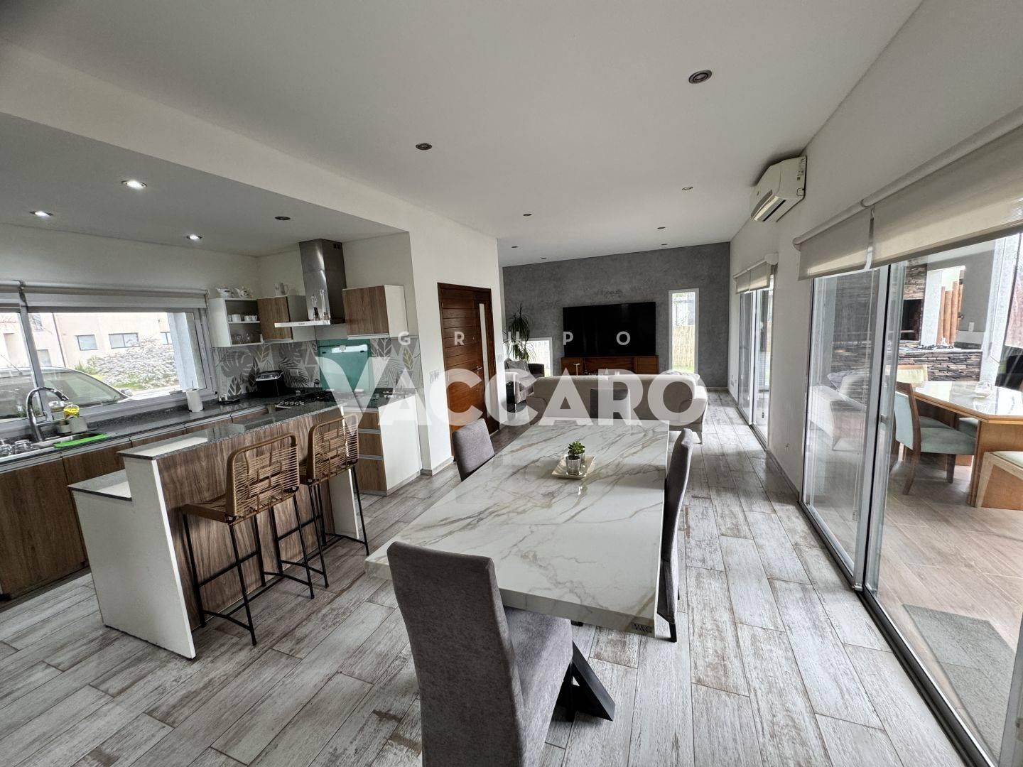 Foto de Casa en venta 5 Ambientes en Fincas de Alvarez, Moreno, imagen 2