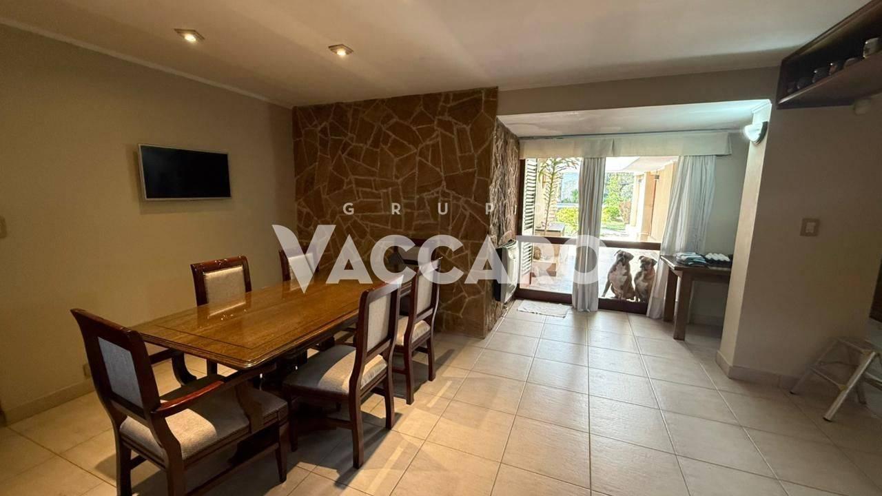 Foto de Venta de casa , 5 Ambientes en Moreno Centro., imagen 2