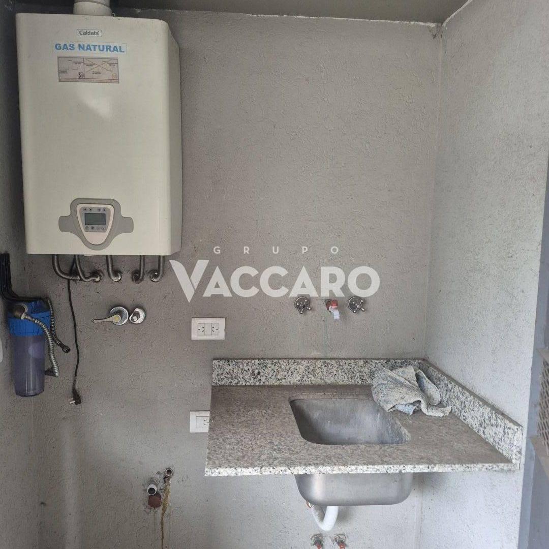 Foto de VIVA + Departamento 3 ambientes con jardín propio, placards, caldera, imagen 3