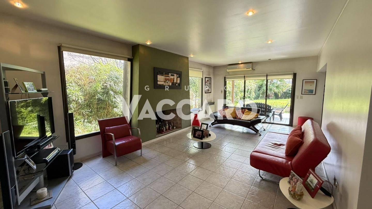 Foto de Alquiler casa 5 Amb en altos del sol Ituzaingó, imagen 4