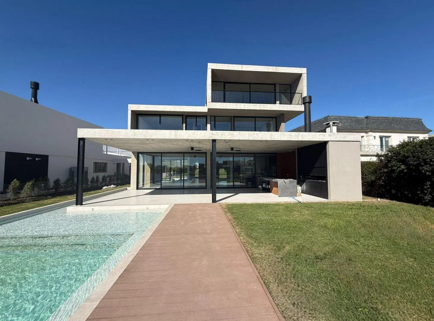 Casa en venta al lago en Marinas puertos 5