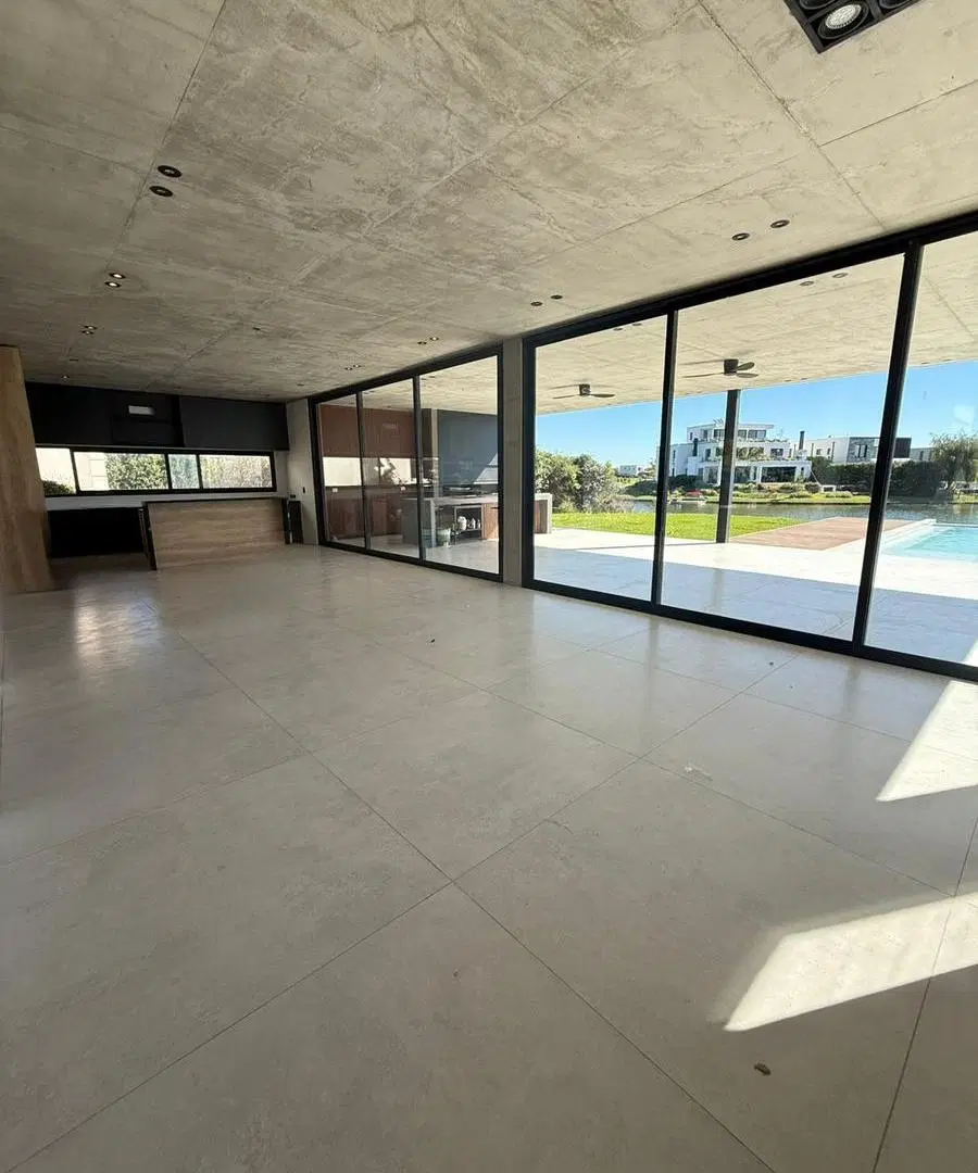 Casa en venta al lago en Marinas puertos 4