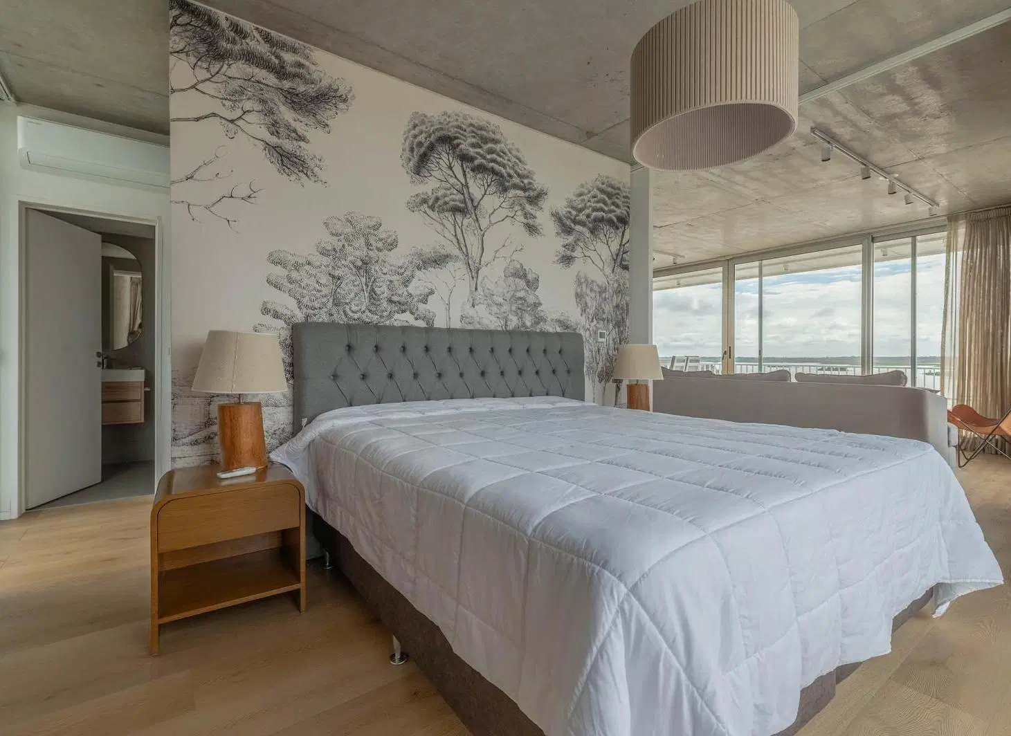 Departamento en Puertos del Lago 4
