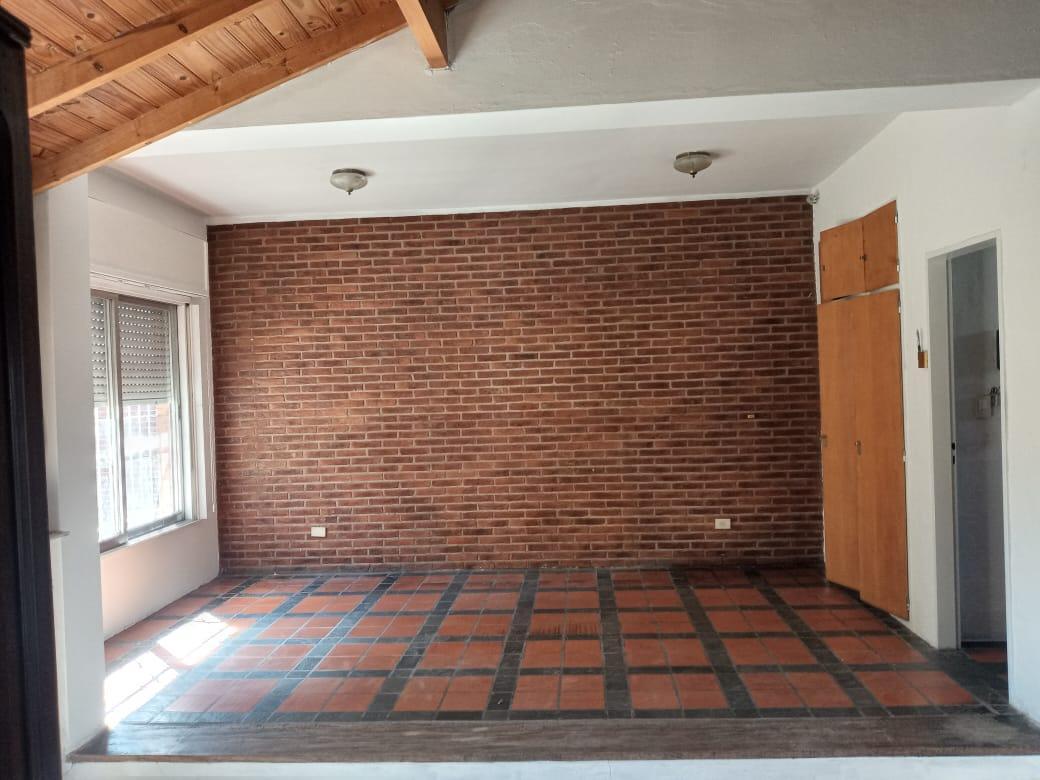 Casa en Venta en Martinez Se Toma Menor Valor en Parte de Pago. Se Escuchan Ofertas 1