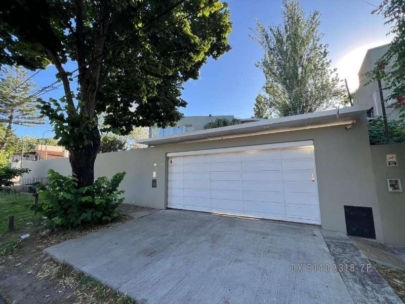 Horqueta - Casa Venta USD 480.000