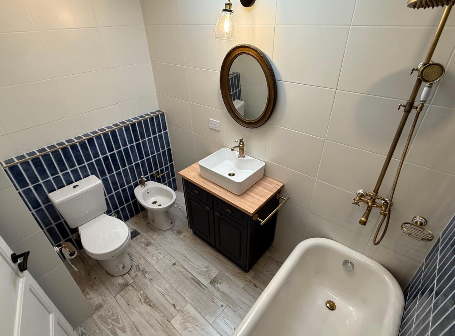 Foto de OPORTUNIDAD!!! CASA REFACCIONADA A NUEVO EN BOULOGNE!!!!, imagen 3