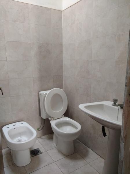 Foto de Casa de 2 dormitorios garage.- Banfield E., imagen 5
