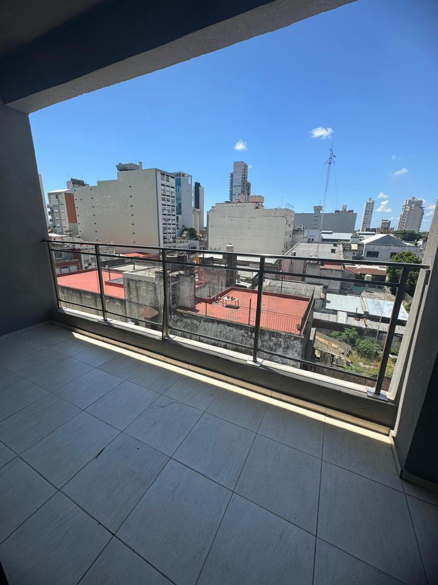 Departamento en Banfield Este