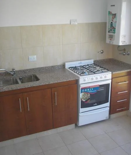 Departamento 2 ambientes en semipiso. - Banfield Este 5