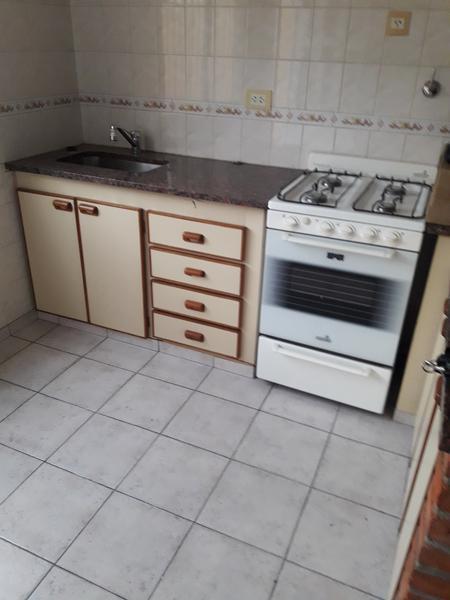 Departamento tipo casa 2 AMB- Banfield Este