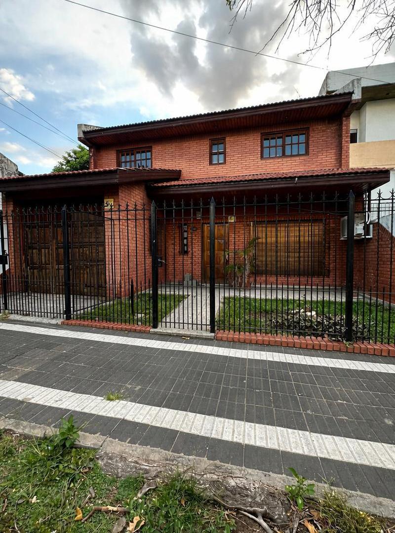 Chalet en Bombero Ariño al 300