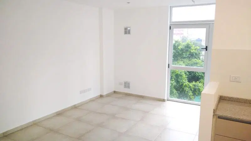 Departamento de 2 ambientes a estrenar- Banfield Este 5