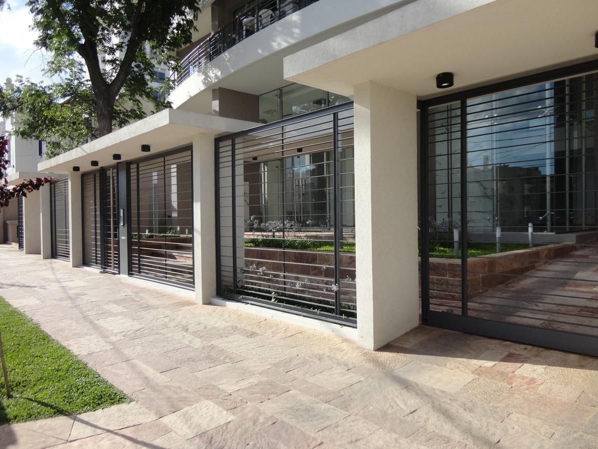 Departamento de 2 ambientes con cochera