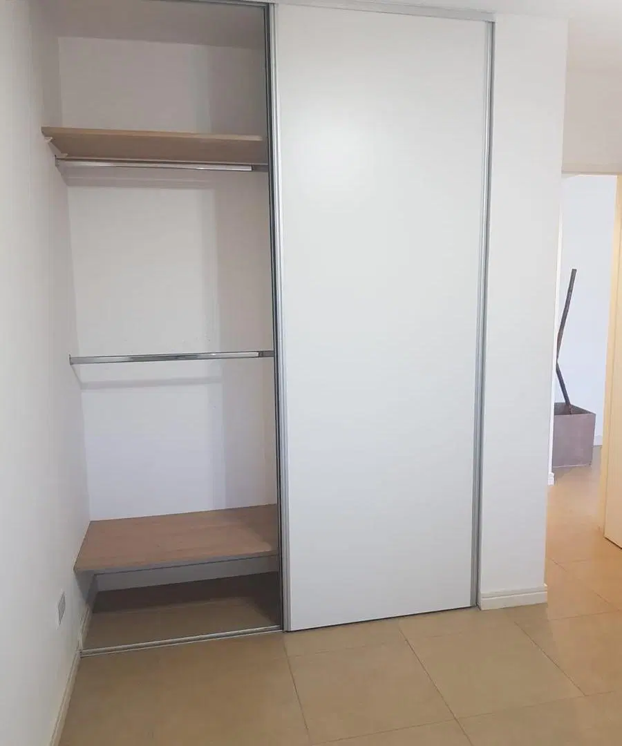 Departamento en Banfield Este 3