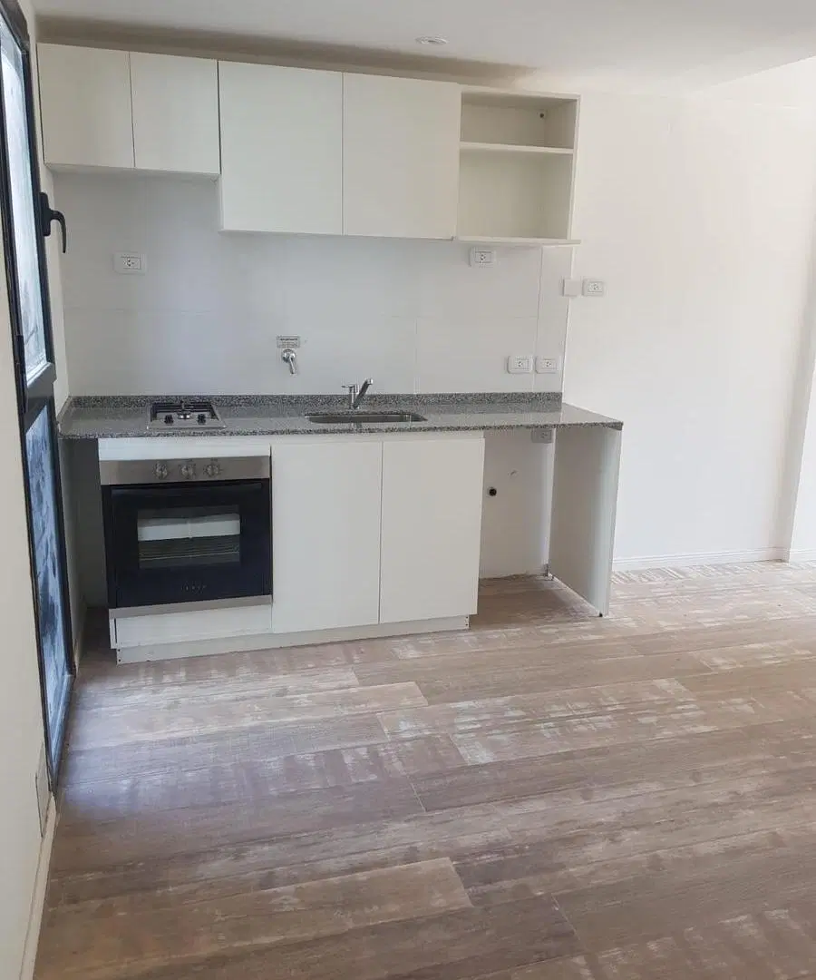 Departamento en Banfield Este 1