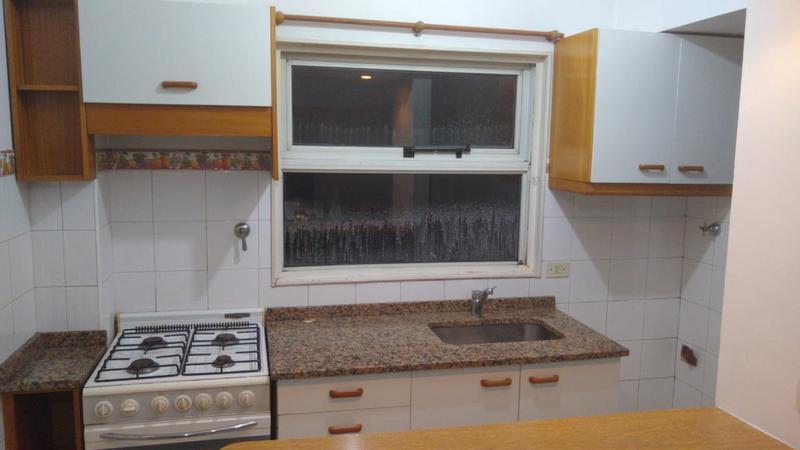 Foto de Alquiler departamento 2 ambientes súper céntrico en Banfield Este, imagen 5