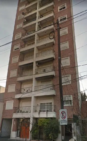 Alquiler departamento 2 ambientes súper céntrico en Banfield Este 1