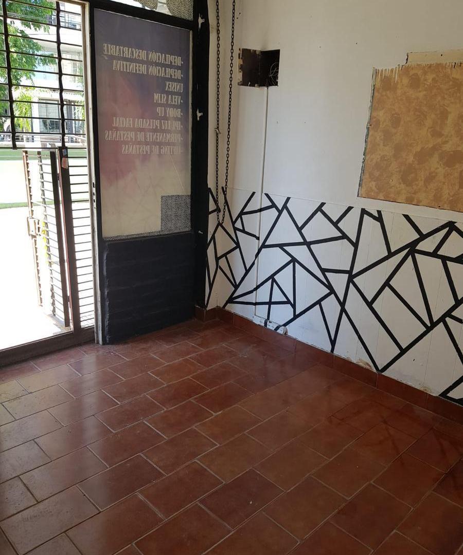 Foto de Local en Alquiler en Banfield Este, imagen 2