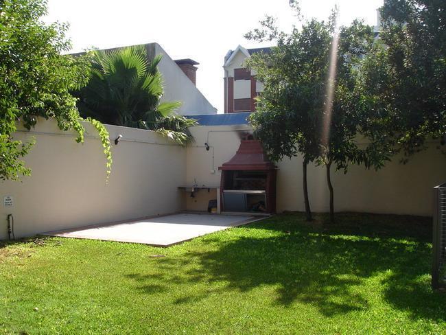 Foto de Excelente departamento 2 ambientes con doble altura y cochera en centro, imagen 1
