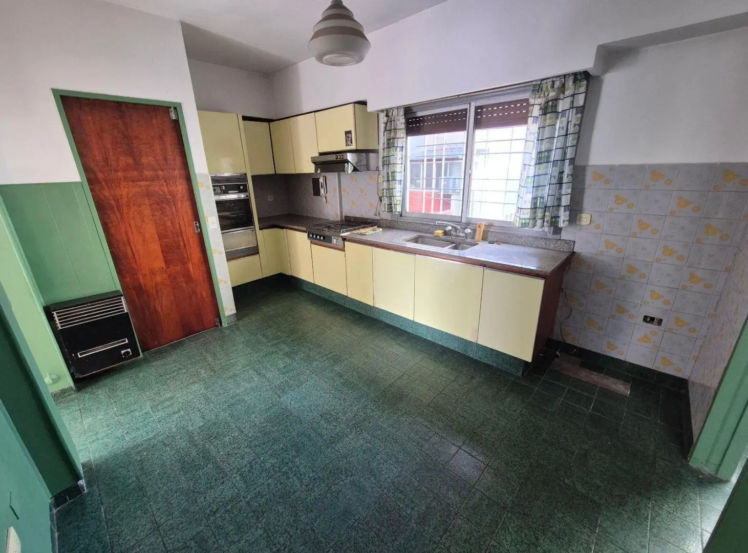 Departamento de 3 ambientes en Banfield Este 4
