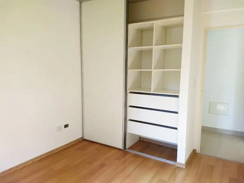 Departamento 2 ambientes excelente ubicación - Banfield Este 1