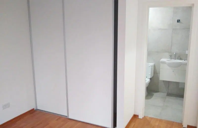 Departamento de 2 ambientes a estrenar - Banfield Este 3