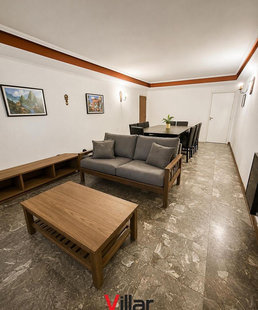 Foto de Casa De 6 Ambientes Con Gran Parque Y Quincho - Adrogue, imagen 3