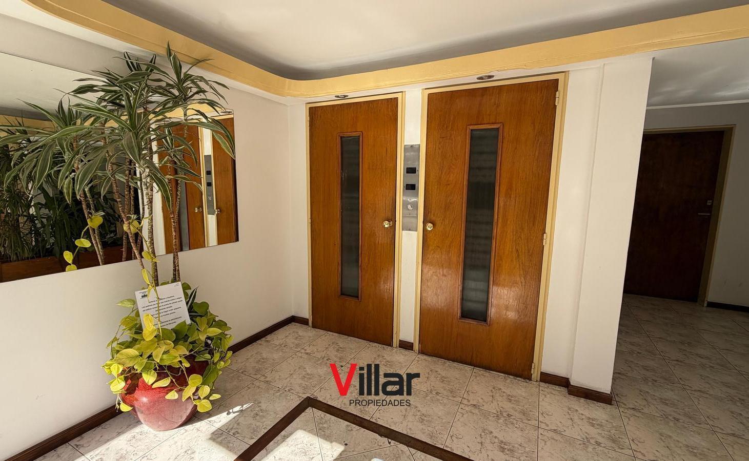 Foto de Departamento De 3 Ambientes Con Cochera Y Balcón – Centro De Lomas De, imagen 3