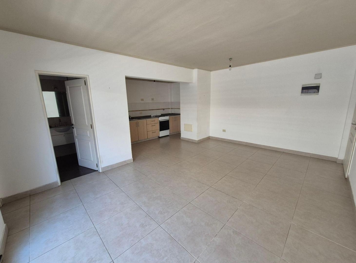 Foto de Excelente departamento de 2 ambientes al frente.- Banfield Este., imagen 3