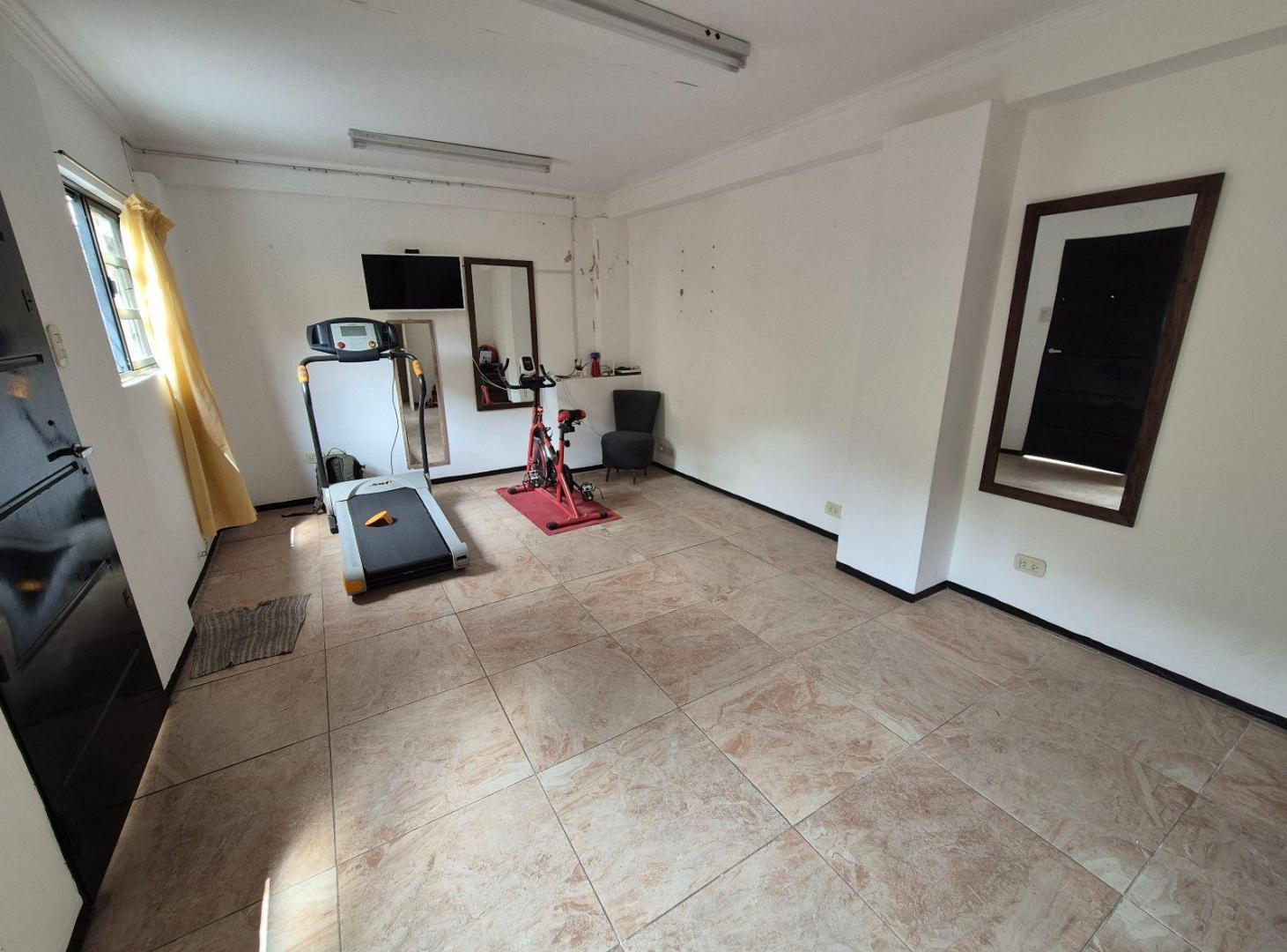Foto de Casa 5 ambientes con cochera en Remedios De Escalada, imagen 3