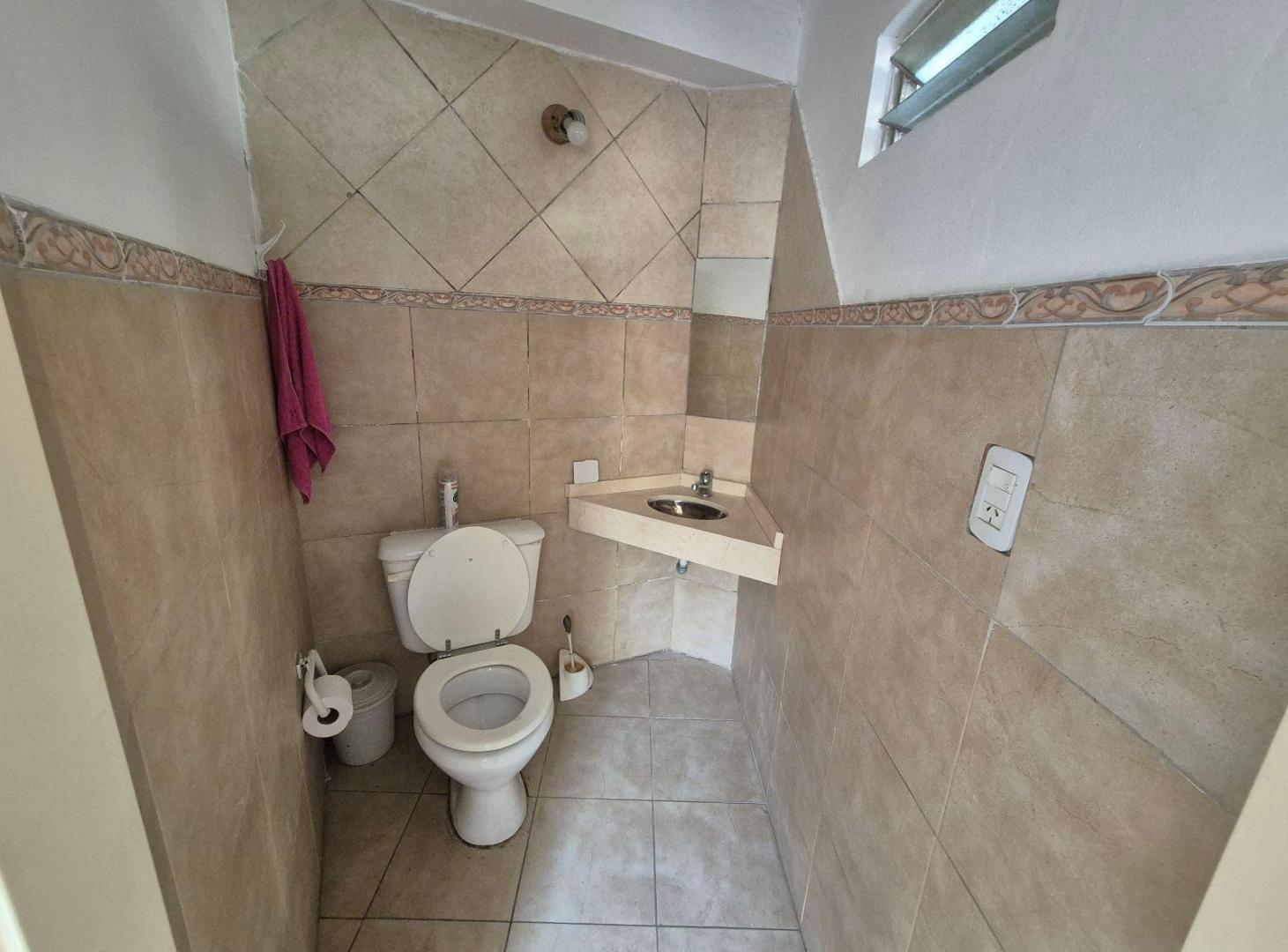 Foto de Casa 5 ambientes con cochera en Remedios De Escalada, imagen 5