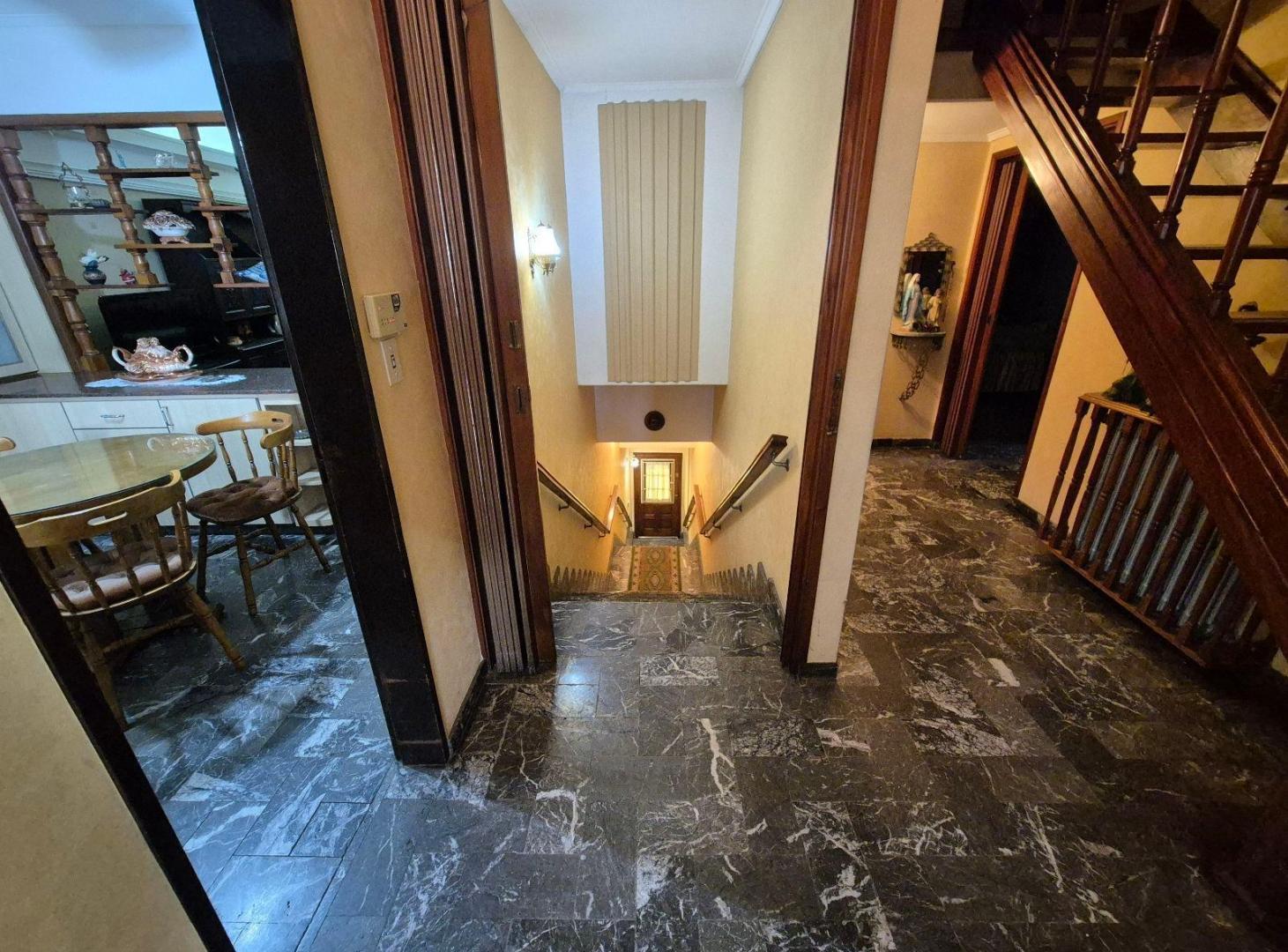 Foto de Hermoso Departamento tipo PH 4 ambientes con terraza en Banfield Este, imagen 3