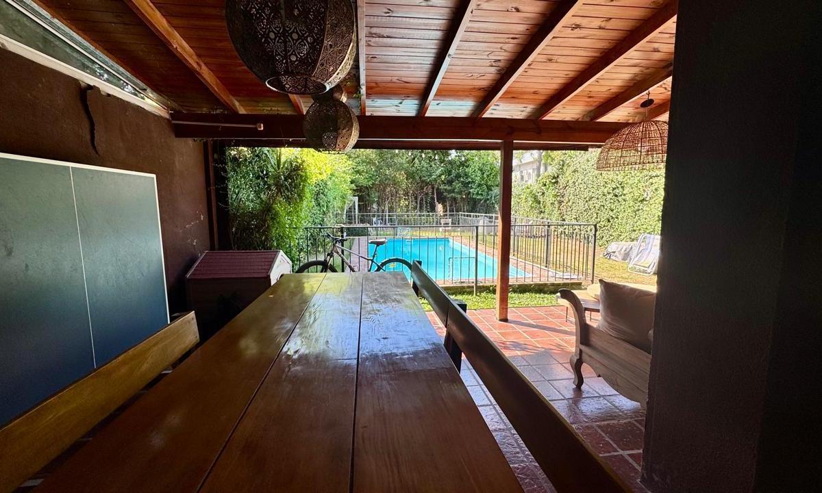Casa en Venta de 4 Dorm. en Punta Chica, San Fernando 2