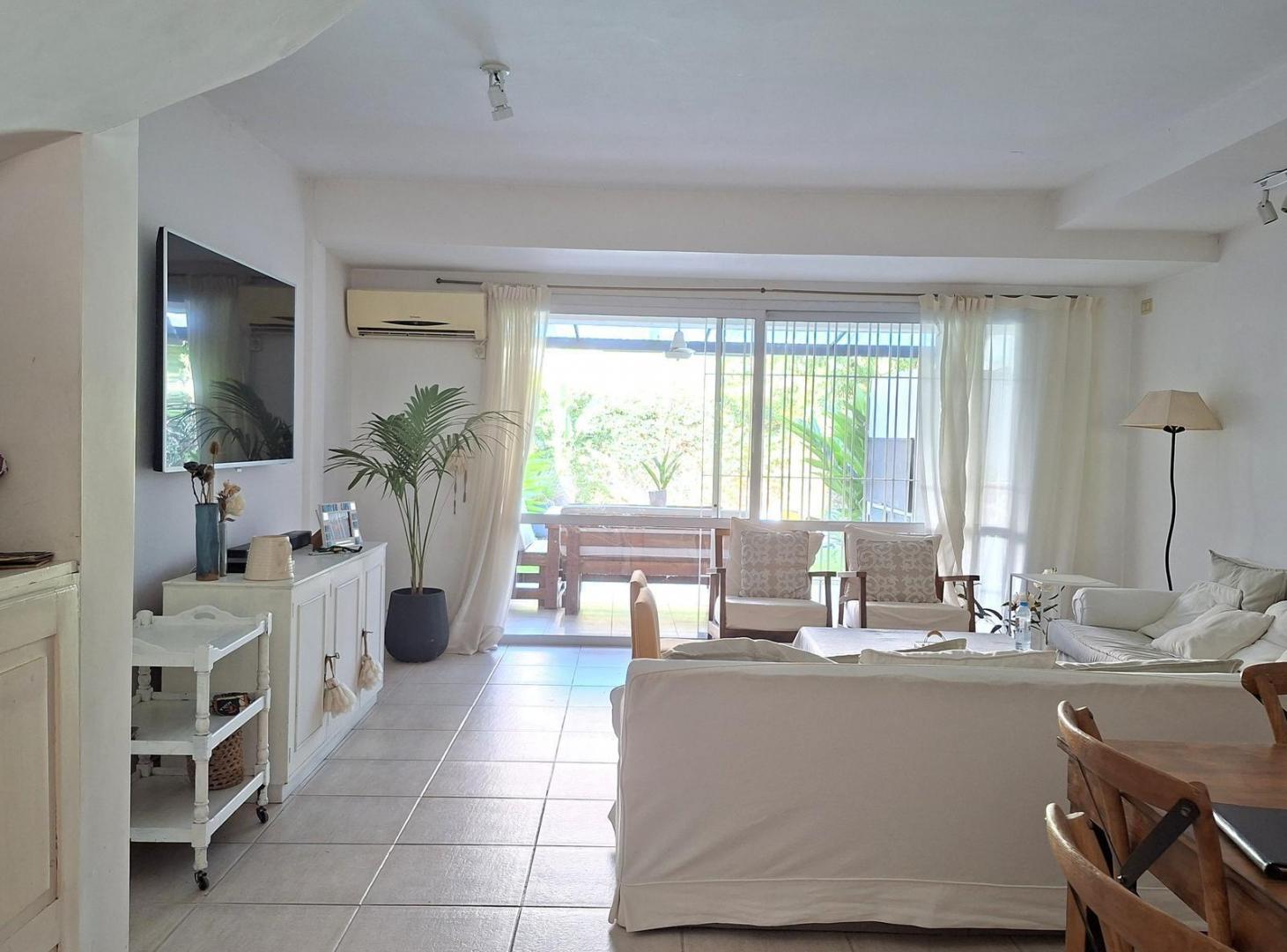 Casa en Punta Chica