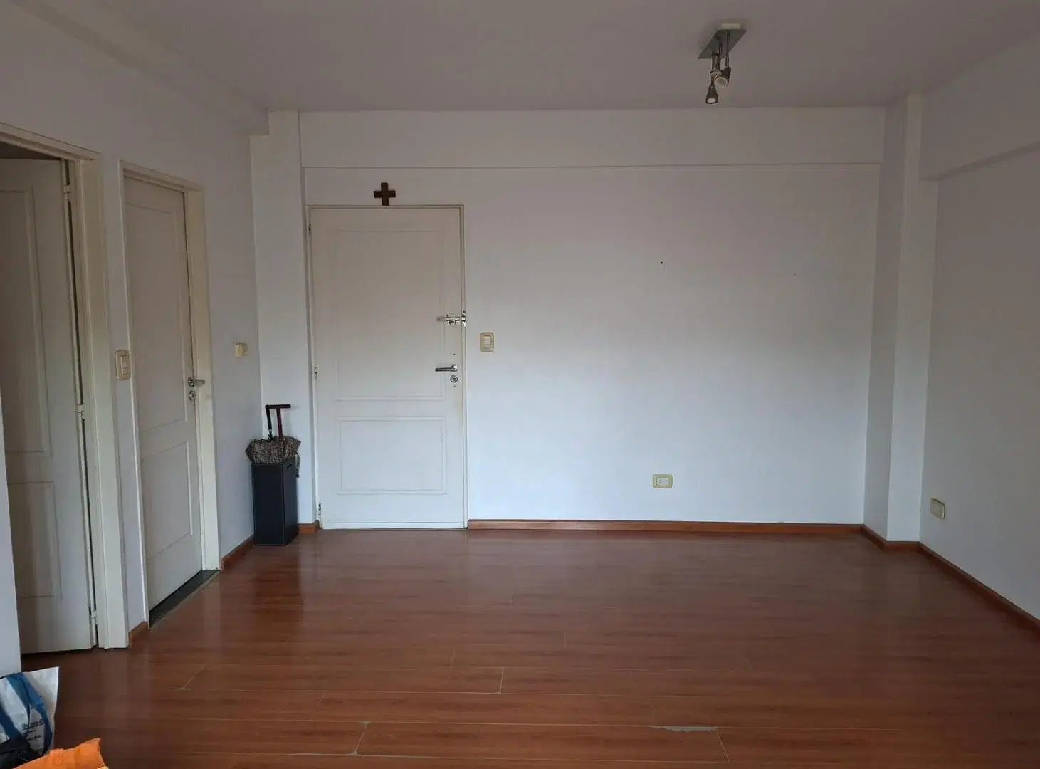 Venta Departamento 3 ambientes en Acassuso con balcón y pileta 2