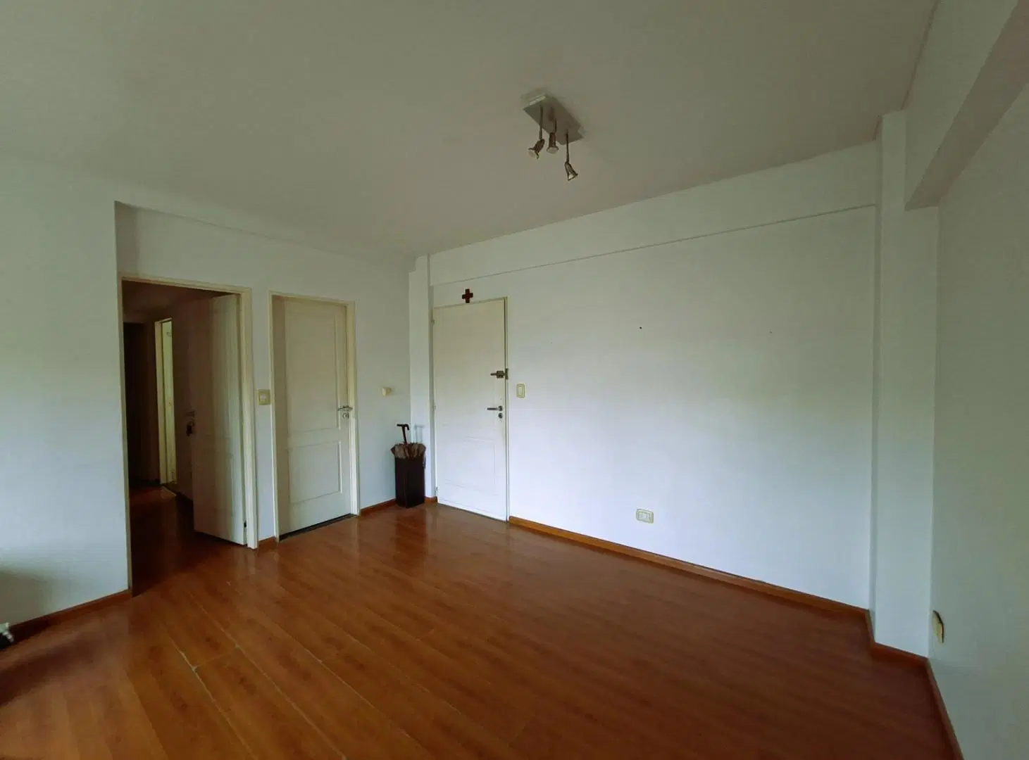 Venta Departamento 3 ambientes en Acassuso con balcón y pileta 4