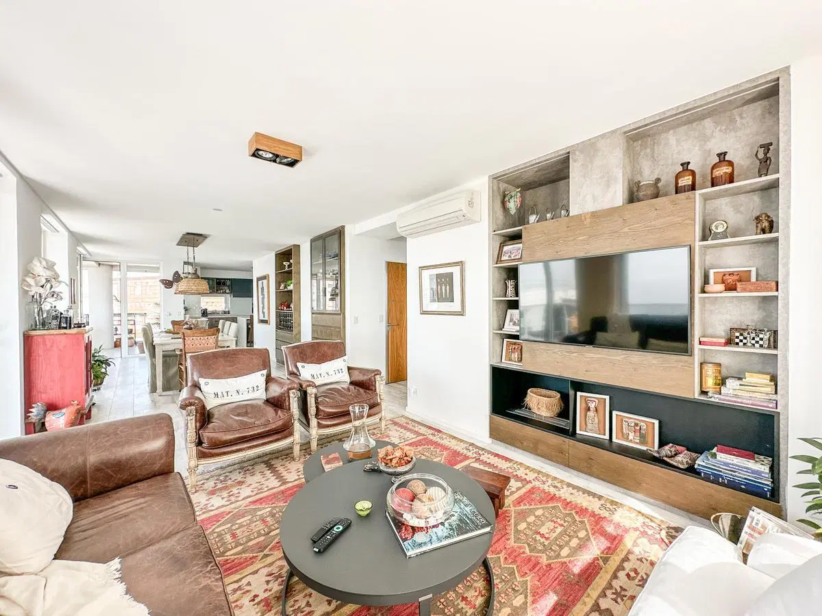 Venta Piso 14 Exclusivo en La Lucila con Vista al Río – Torre Bouchard 3
