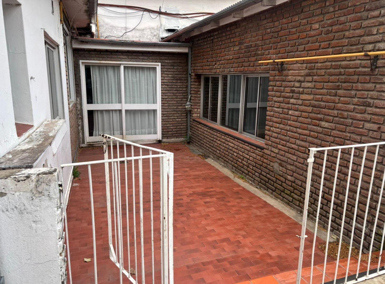 Local Comercial en venta/alquiler. Martinez. cm1