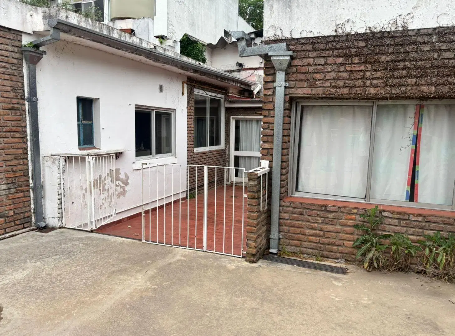 Local Comercial en venta/alquiler. Martinez. cm1 2
