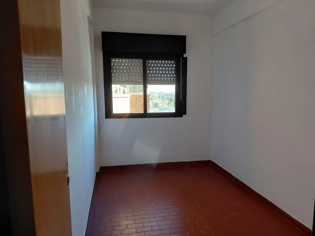 Departamento 4 ambientes, en alquiler. San Miguel 5