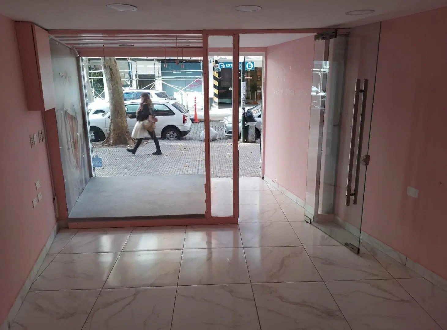 Local en Alquiler San Isidro centro 60 metros 2