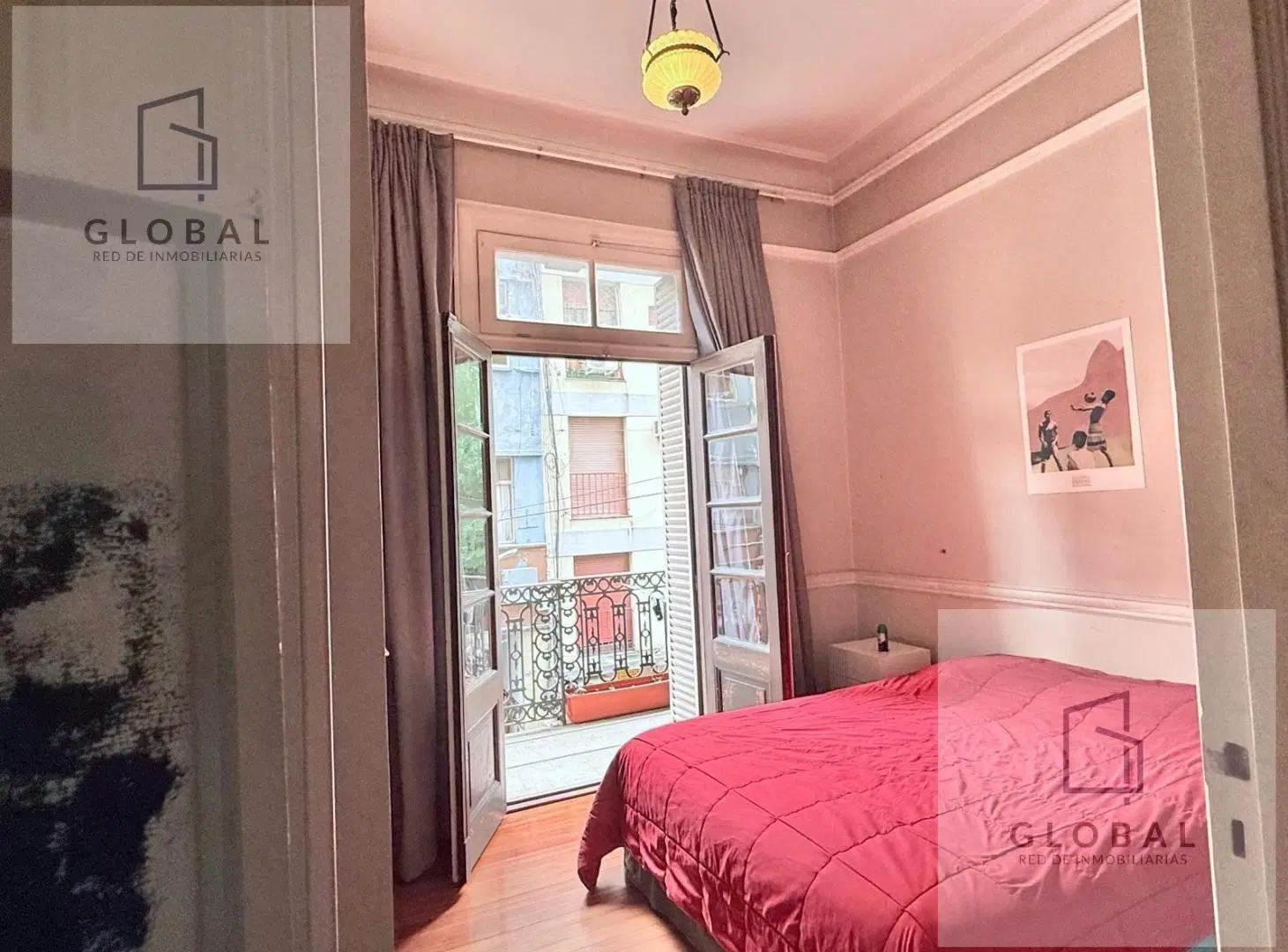 Venta Departamento 4 ambientes en San Telmo sobre Defensa al 600 con balcón corrido y patios 3