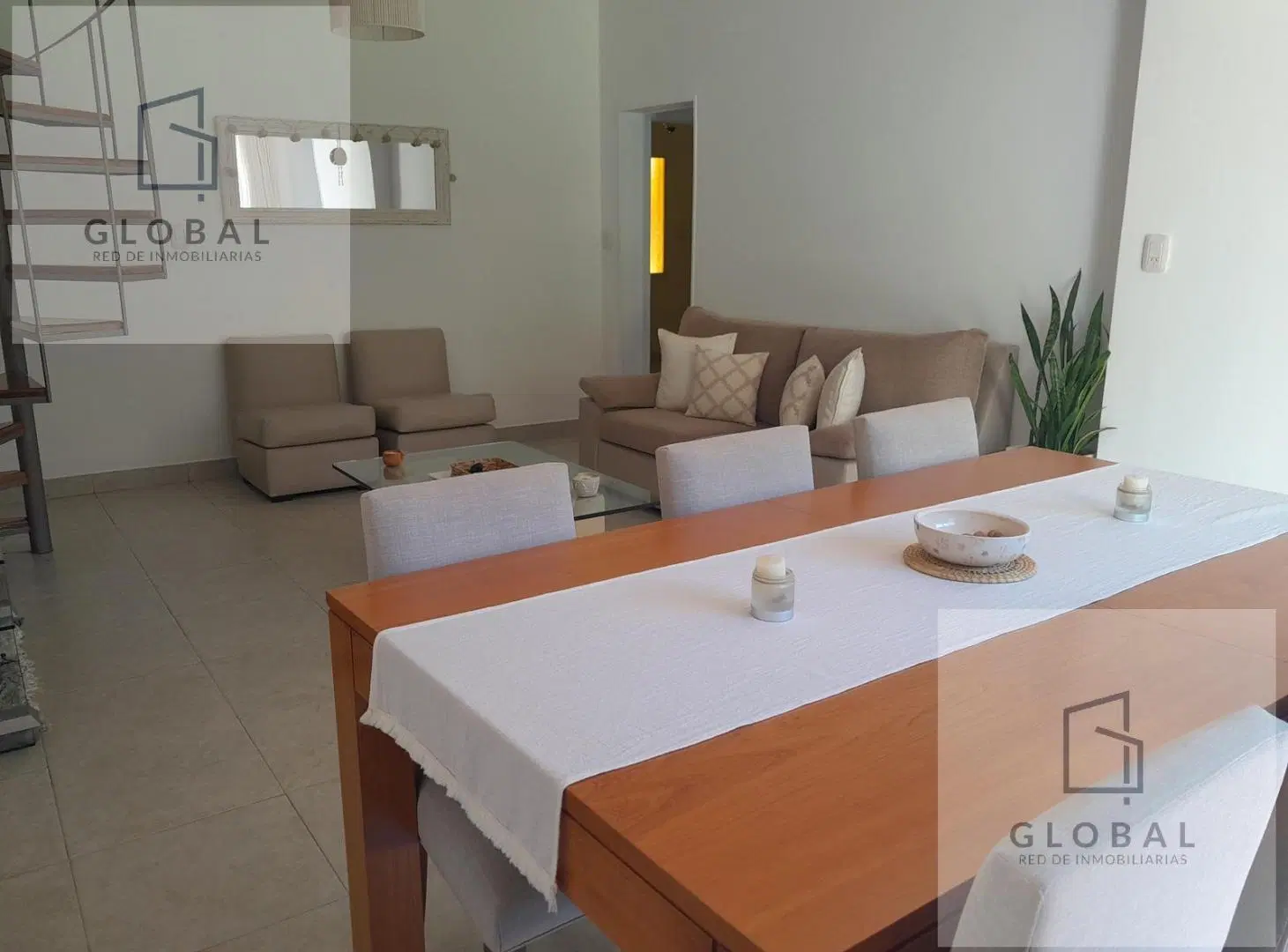 Casa en venta, 3 dormitorios. San Isidro 5